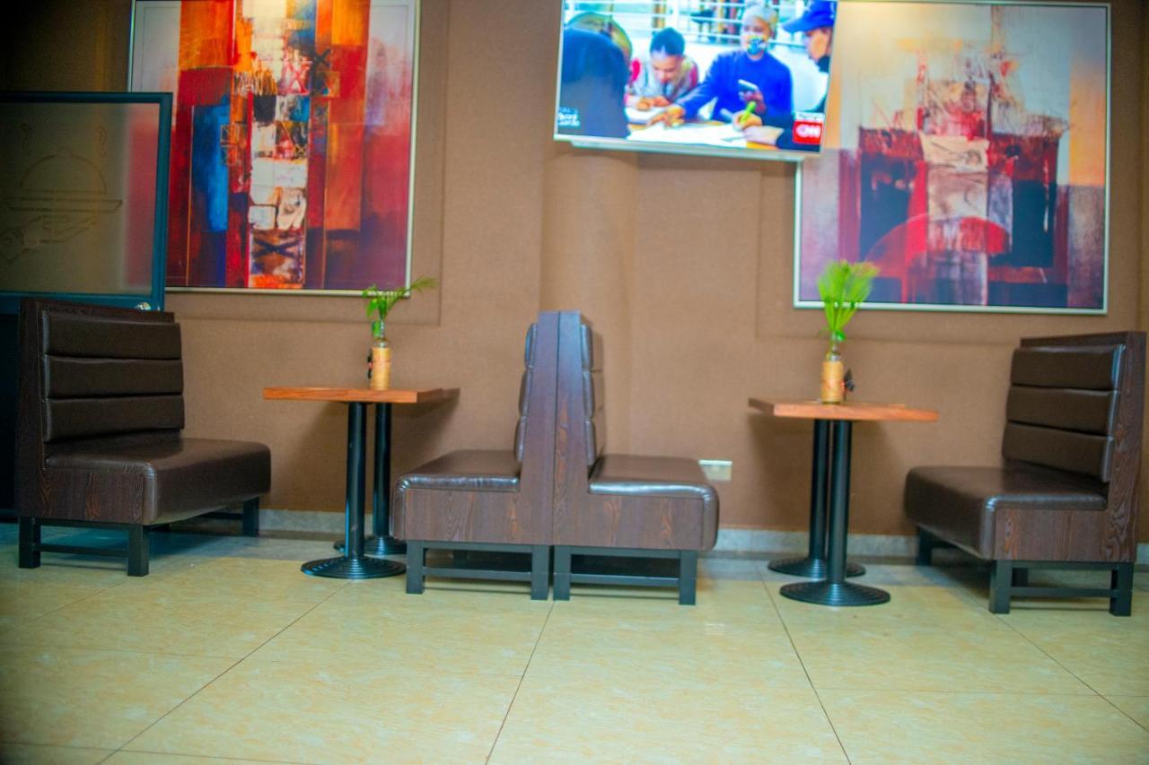 Hera Hotel Kampala Eksteriør bilde