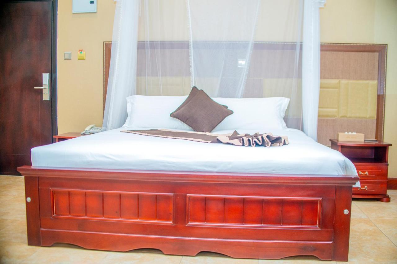 Hera Hotel Kampala Eksteriør bilde