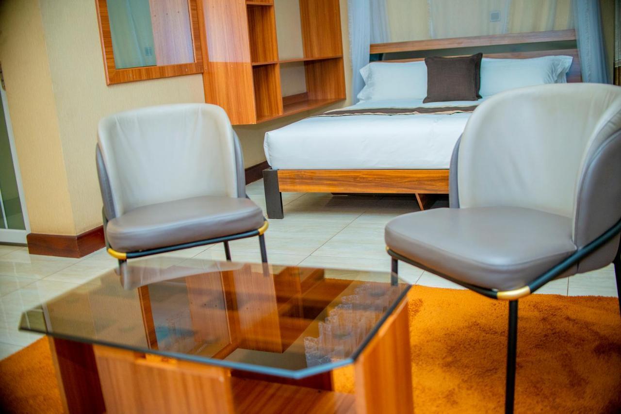 Hera Hotel Kampala Eksteriør bilde