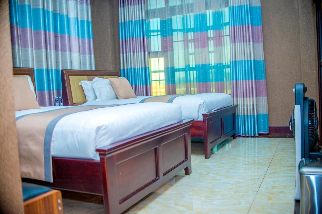 Hera Hotel Kampala Eksteriør bilde