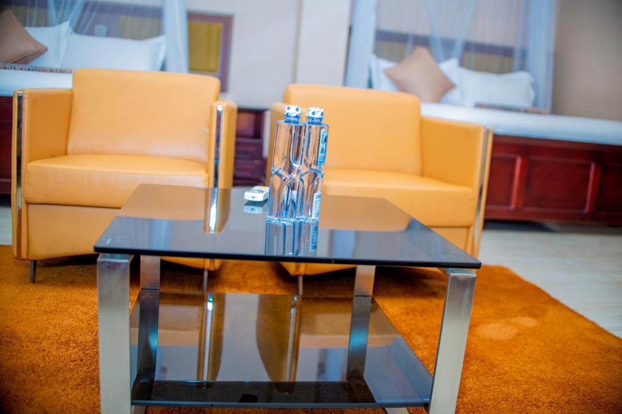 Hera Hotel Kampala Eksteriør bilde