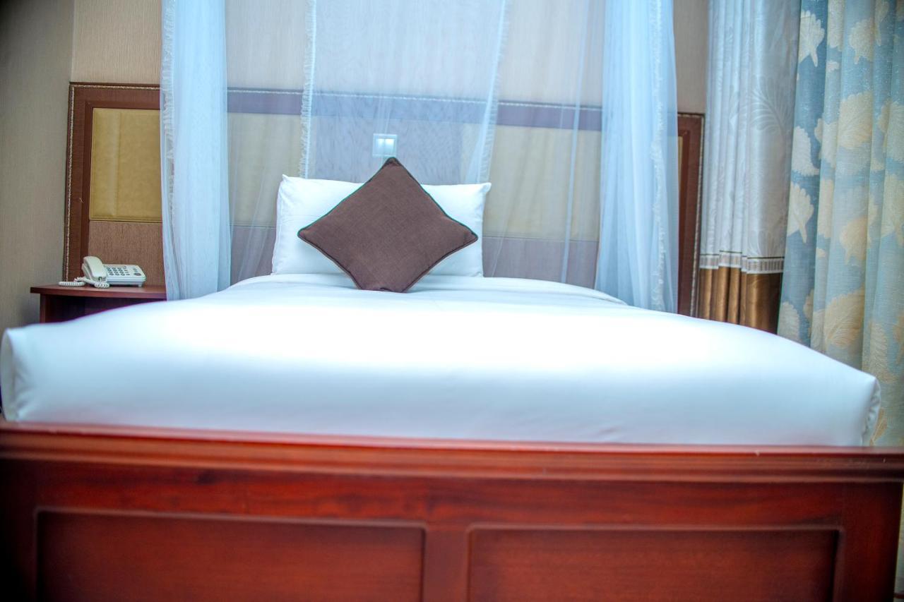 Hera Hotel Kampala Eksteriør bilde